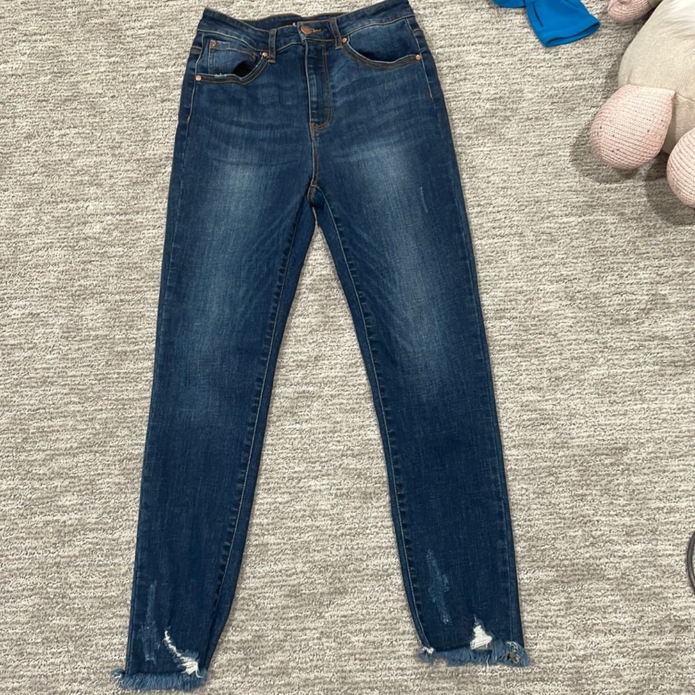 Size 5/27 Woman’s jeans Risen